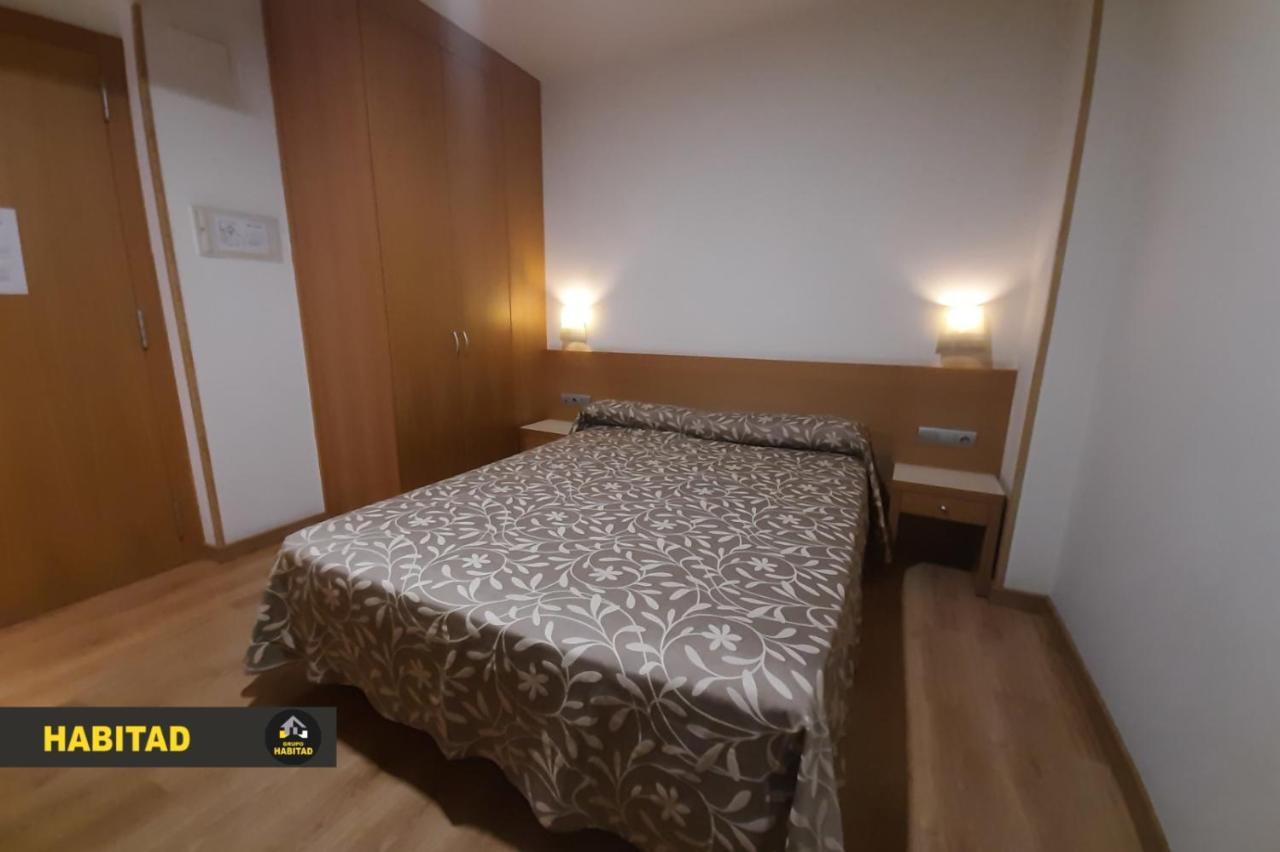 Hostal Rambla Sant Boi de Llobregat Eksteriør billede